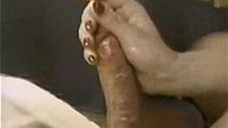 Perfect handjob from a cute Blonde - porn video