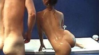 Asian Amateur Gives A Sensual Bathtime Massage - porn video