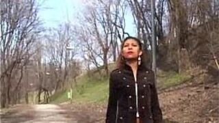 She knows how to suck - porn video