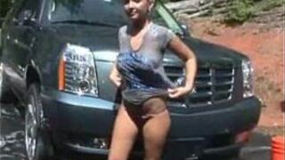 Amatuer beauty dancing in driveway - porn video